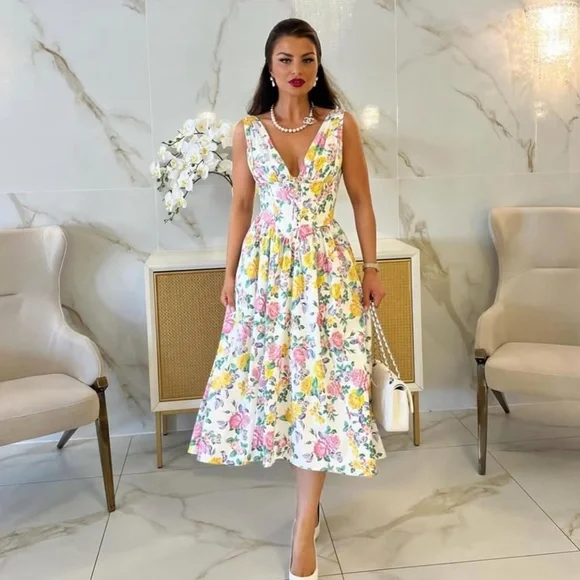 NEW House of CB Emmelina White Vintage Rose Print Dress XS - Picture 14 of 17